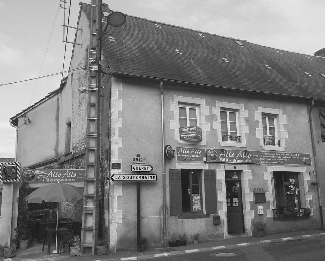 לינה וארוחת בוקר Le Grand-Bourg Allo Allo מראה חיצוני תמונה